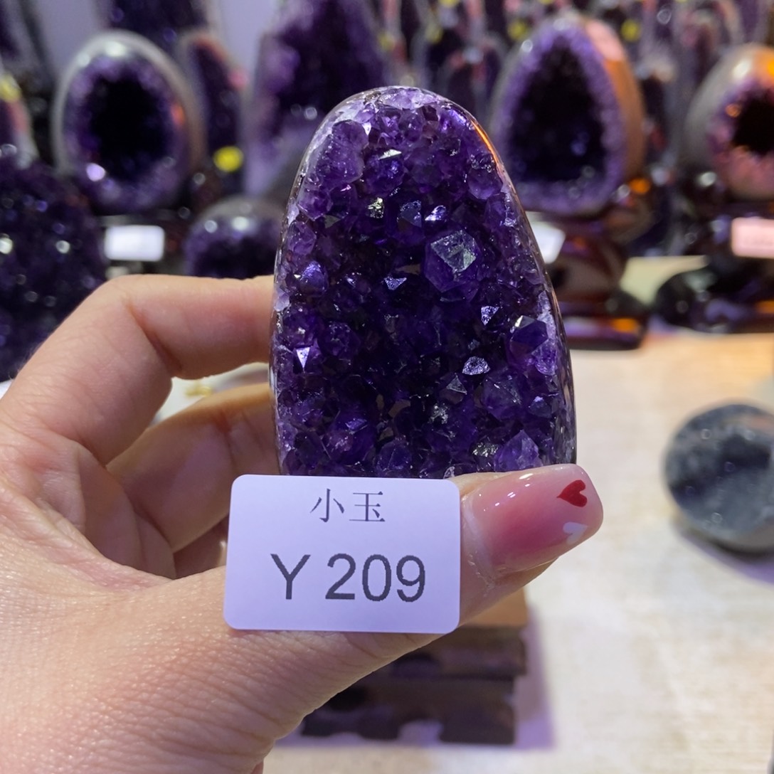 水晶摆件未镶嵌摆件