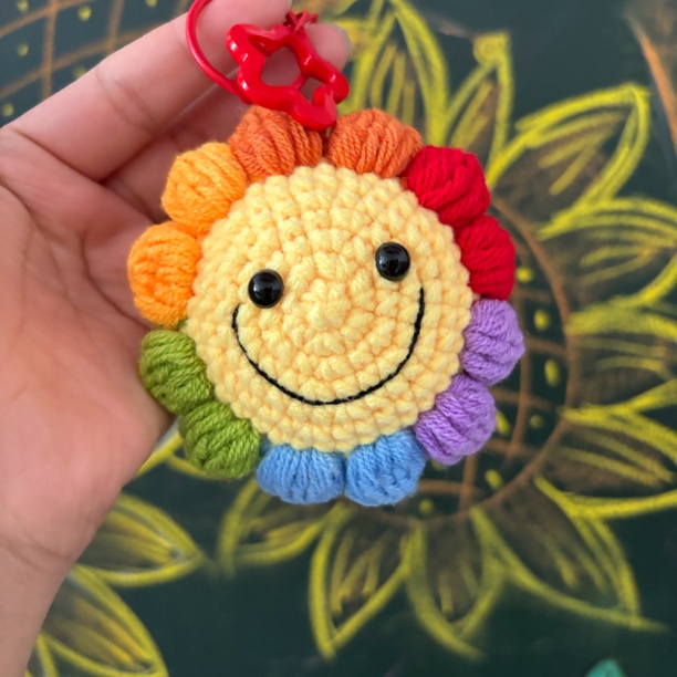 毛线钩织大号可爱亮眼彩色笑脸宝宝装饰钥匙扣成品