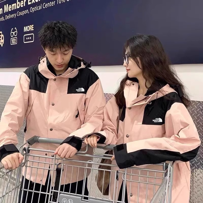 【GT】THE北北家美版芯片刺绣1990冲锋衣TNF情侣防风防水三合一外套