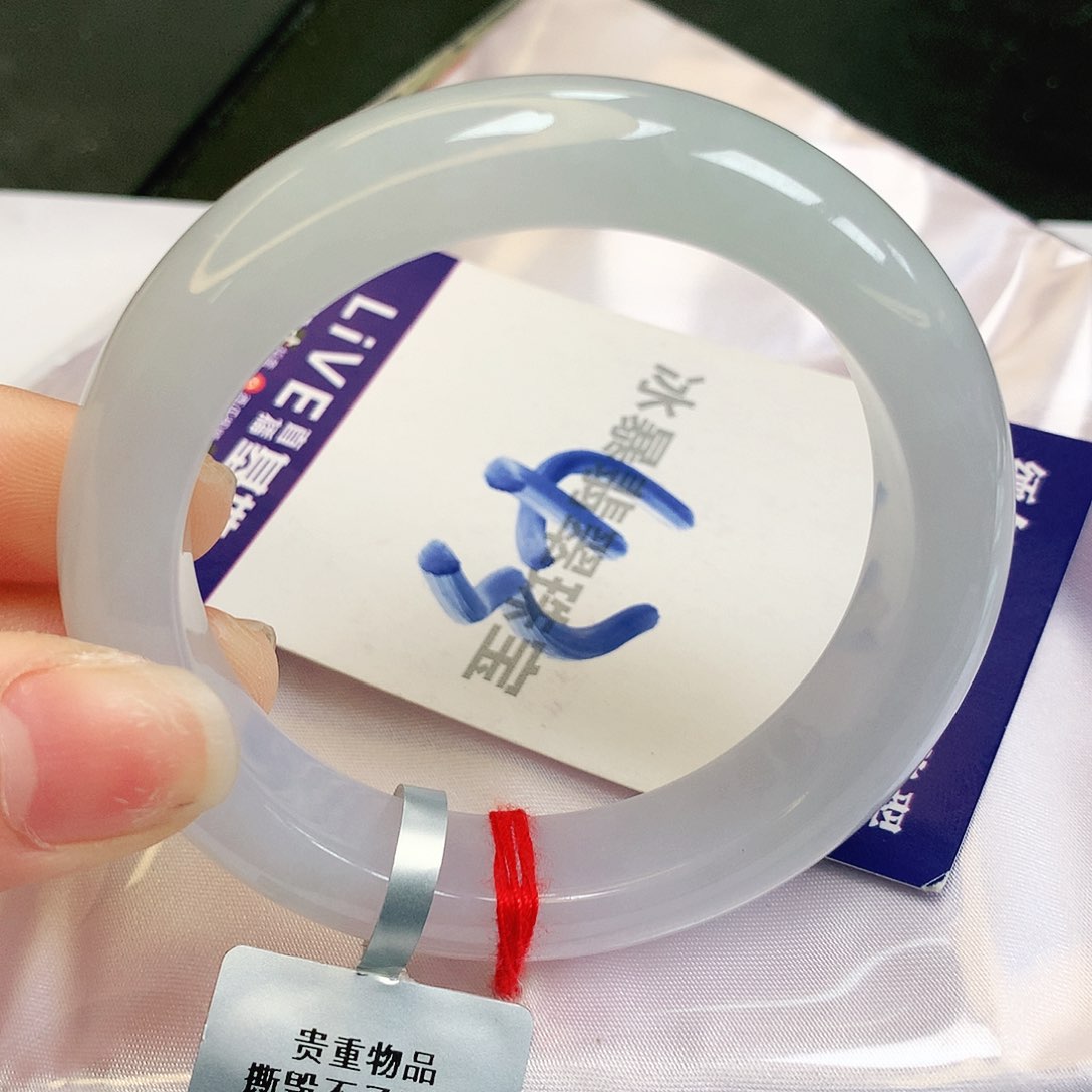 翡翠手镯未镶嵌缅甸天然a货翡翠