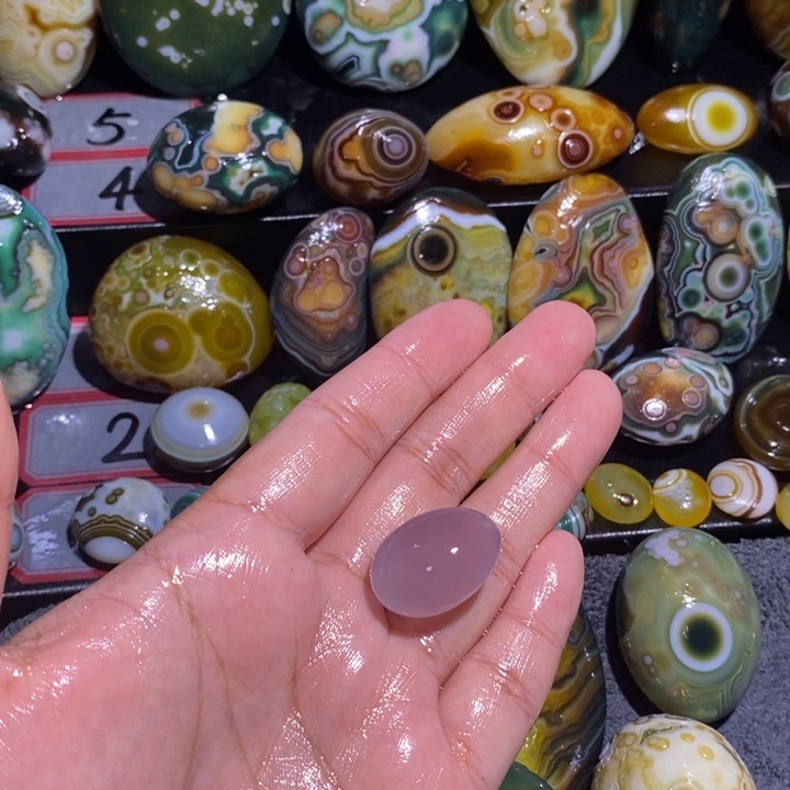 玛瑙/玉髓珠宝奇石未镶嵌清**骨