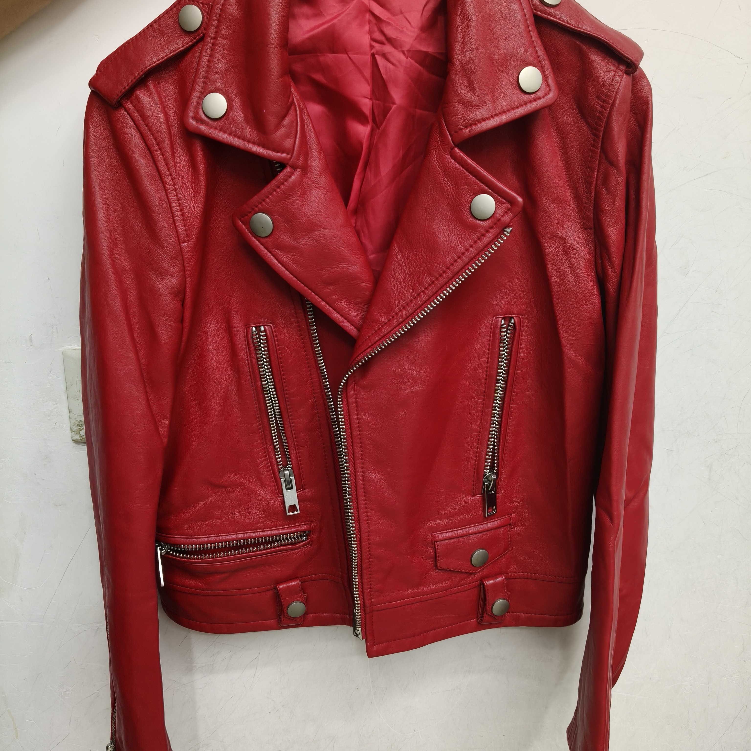 直播链接！！女款精品皮衣！以直播间为准（请勿盲拍私拍发夹子）！！