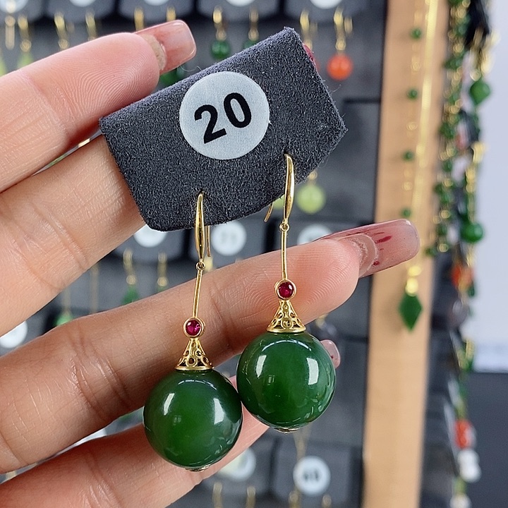 和田玉耳饰18K金镶嵌