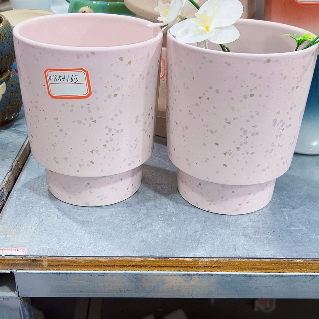 有孔，外贸尾单陶瓷花盆凑单10米包邮