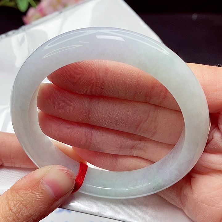 翡翠手镯未镶嵌57.8圈