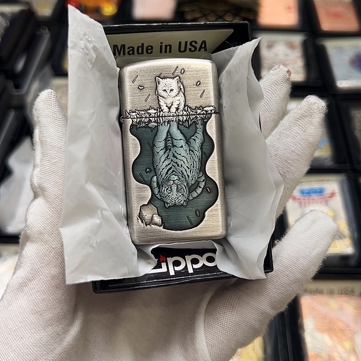 铁千巧心有猛虎打火机