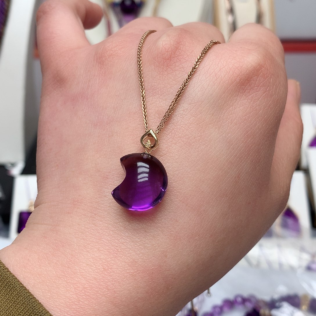 紫晶吊坠(赠链)18K金镶嵌