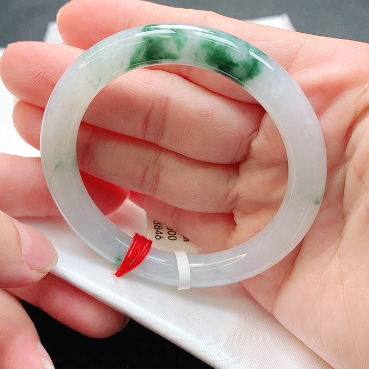 翡翠手镯未镶嵌圆条53