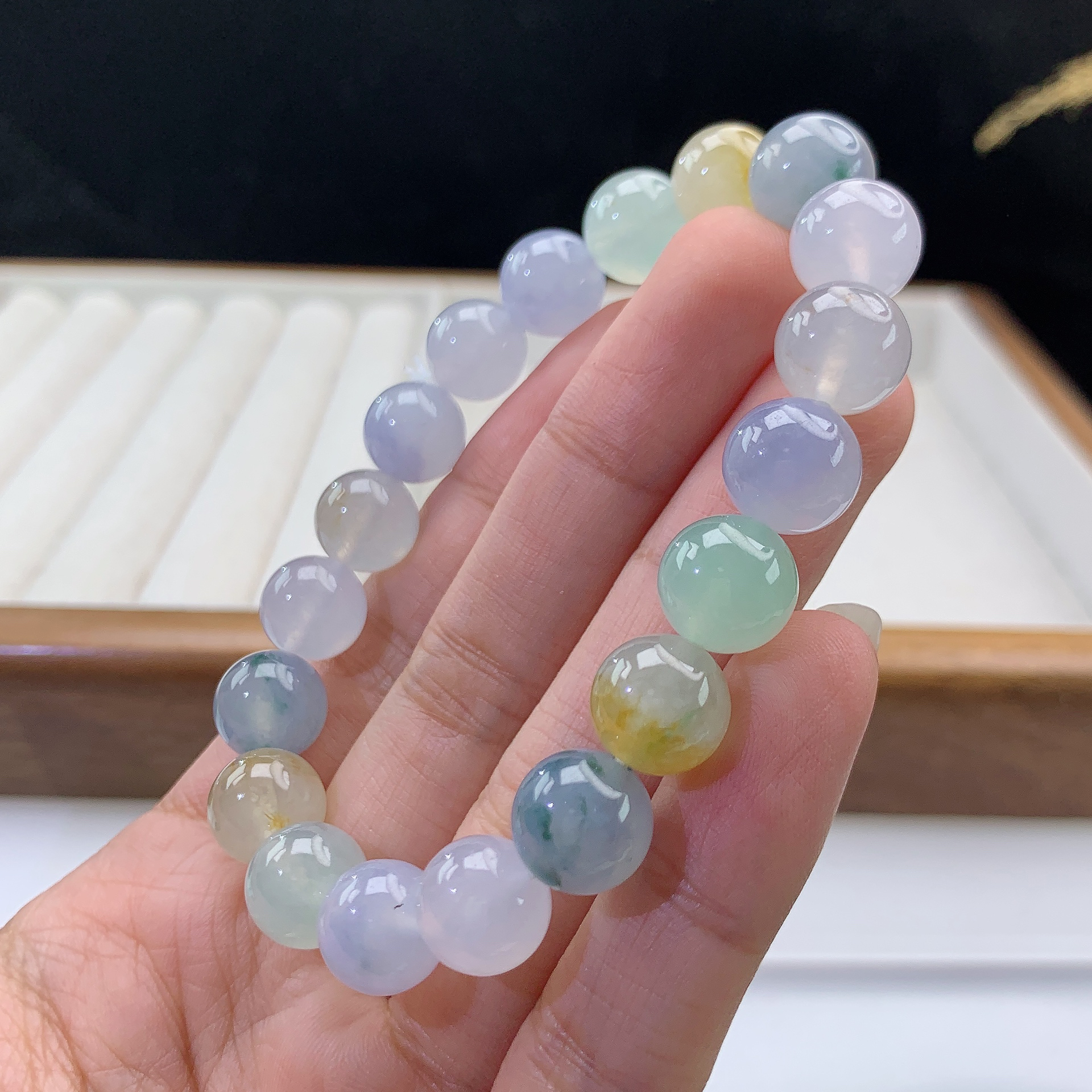 12.30-16-缅甸天然翡翠A货 女款冰马卡龙手串尺寸:10mm 19颗粒