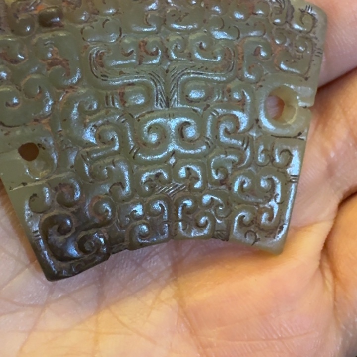 和田玉颈饰未镶嵌天*墟