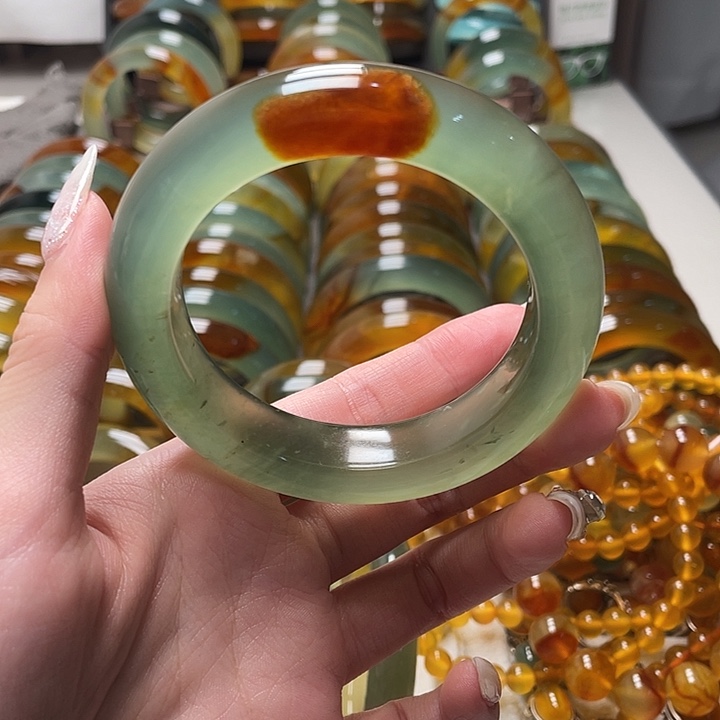 蛇纹石玉未镶嵌手镯58.5