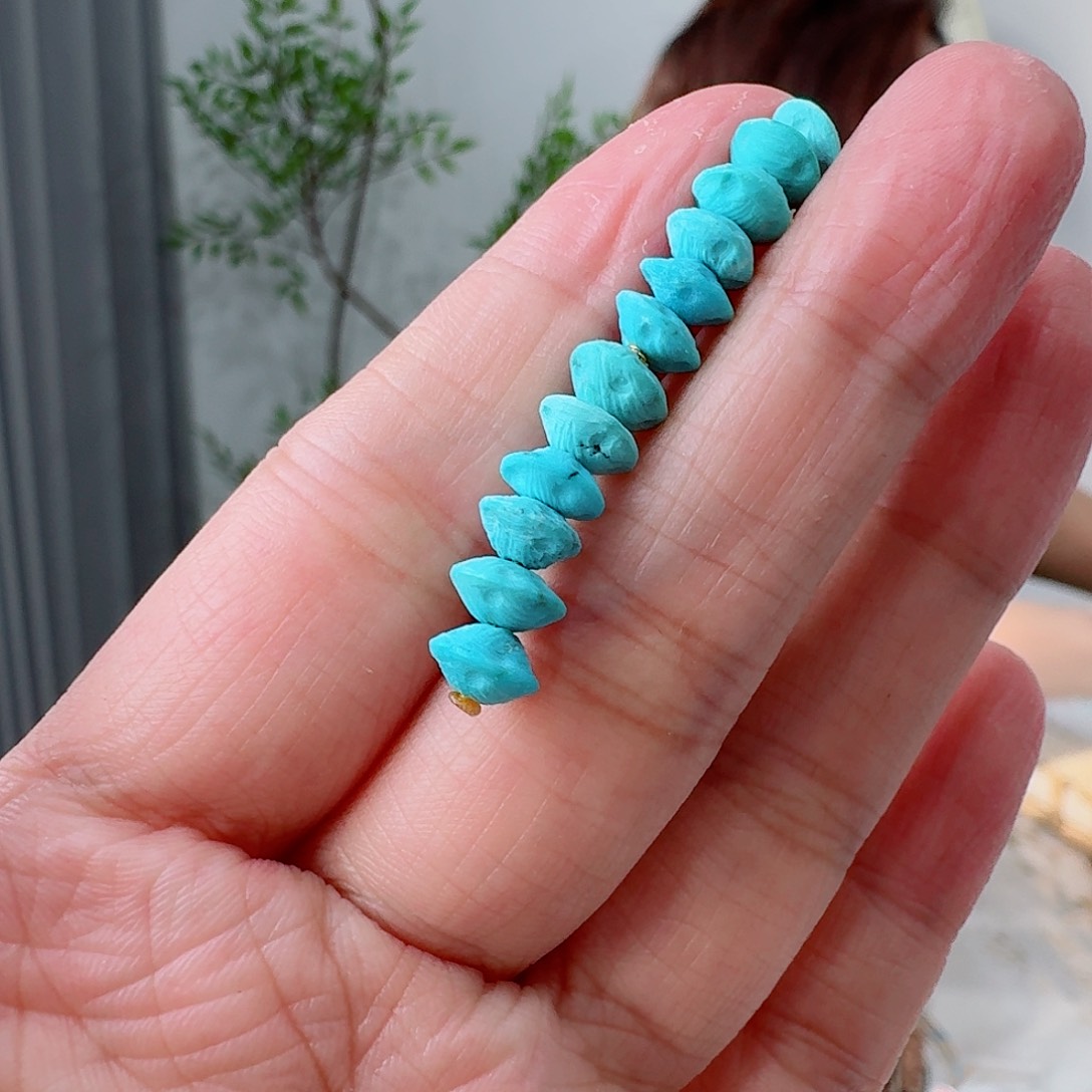 未镶嵌绿松石珠宝奇石