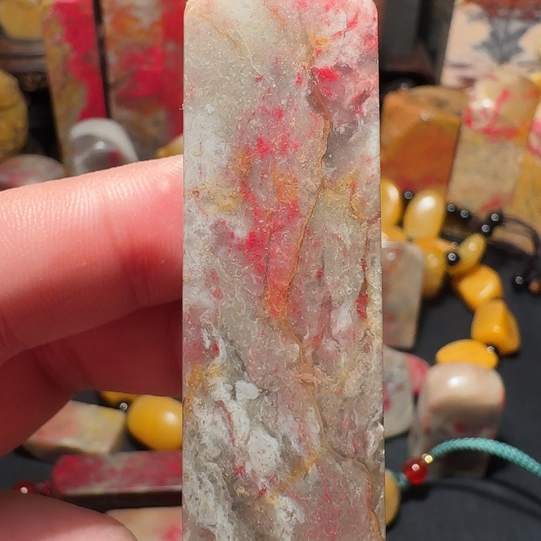 昌化鸡血石昌化鸡血石