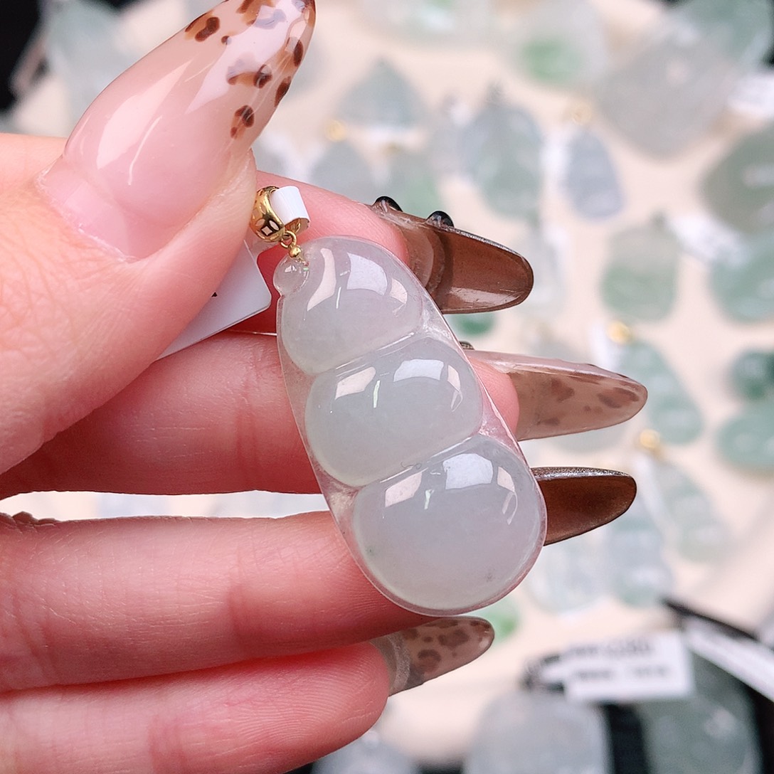 翡翠颈饰18K金镶嵌冰豆39、33.5、16.5、5.6