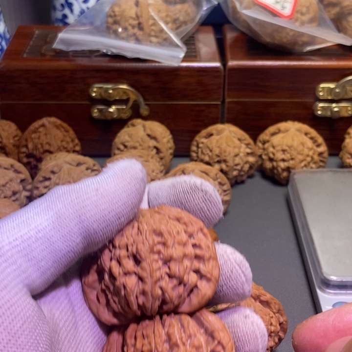 桃核把件冰*点四座楼核桃