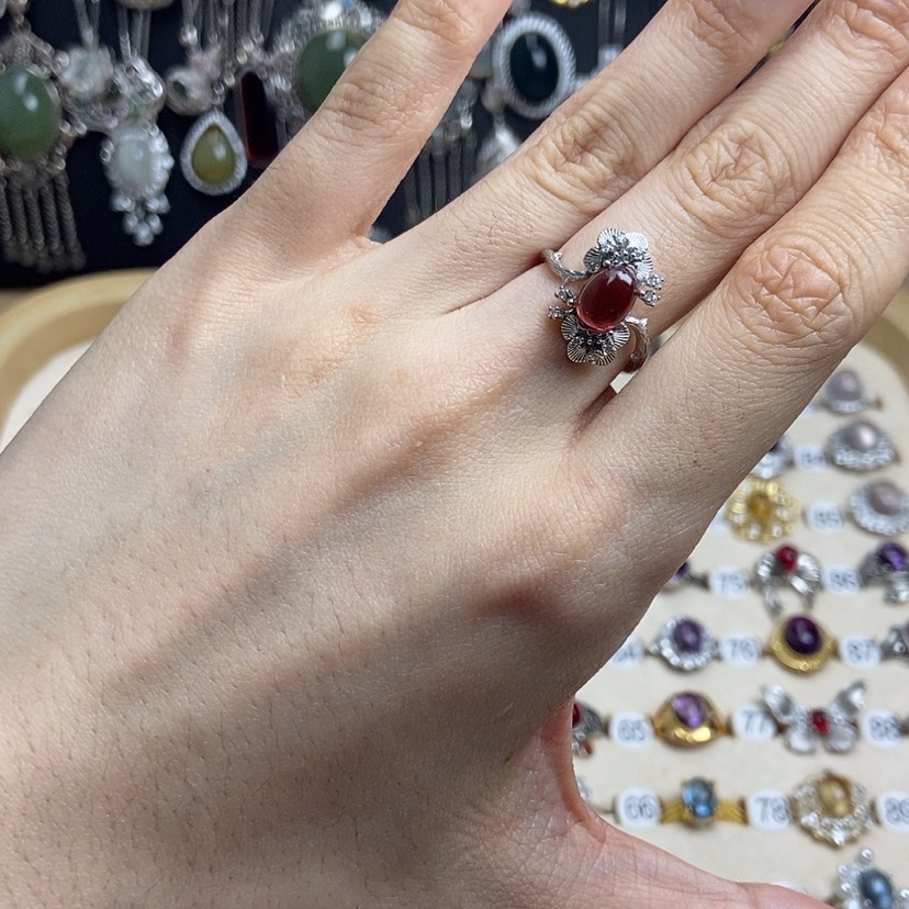 【闪购商品】石榴石戒指银S925镶嵌开口