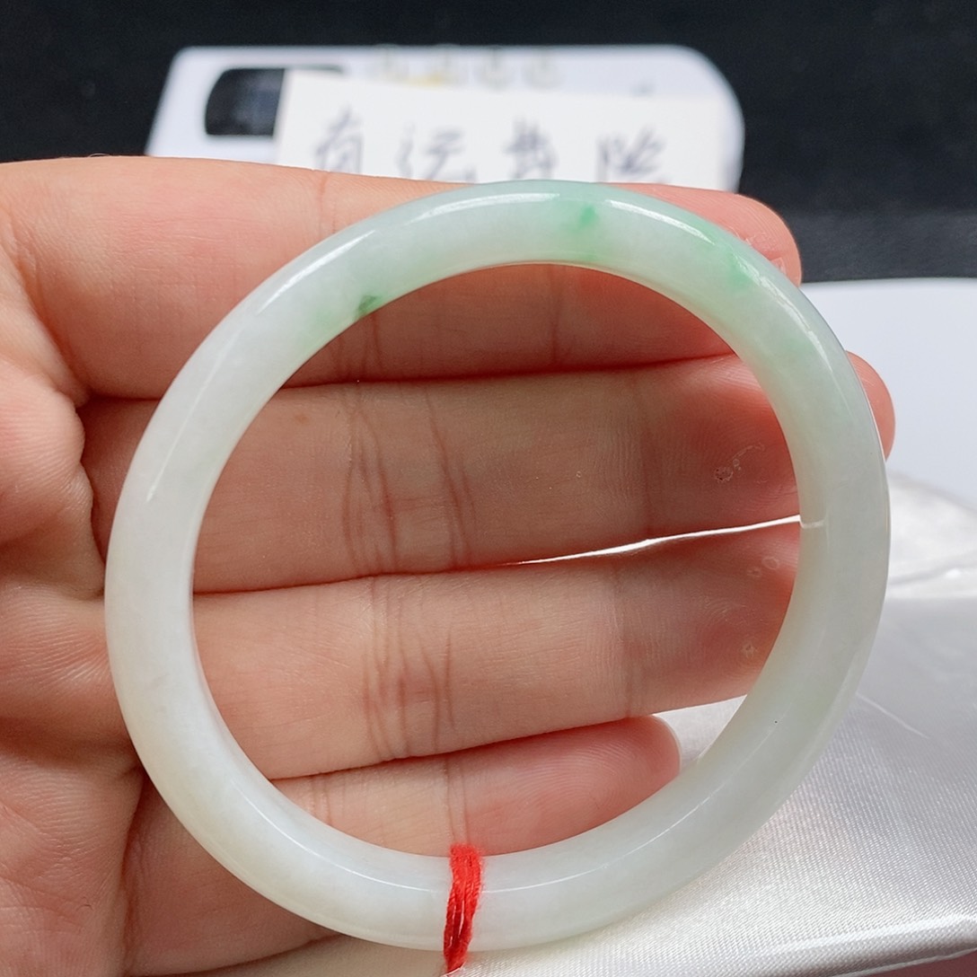 【闪购商品】翡翠手镯（贵妃镯）未镶嵌299号