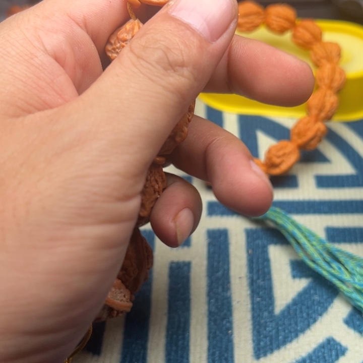 桃核吊坠麒麟脚1.5串