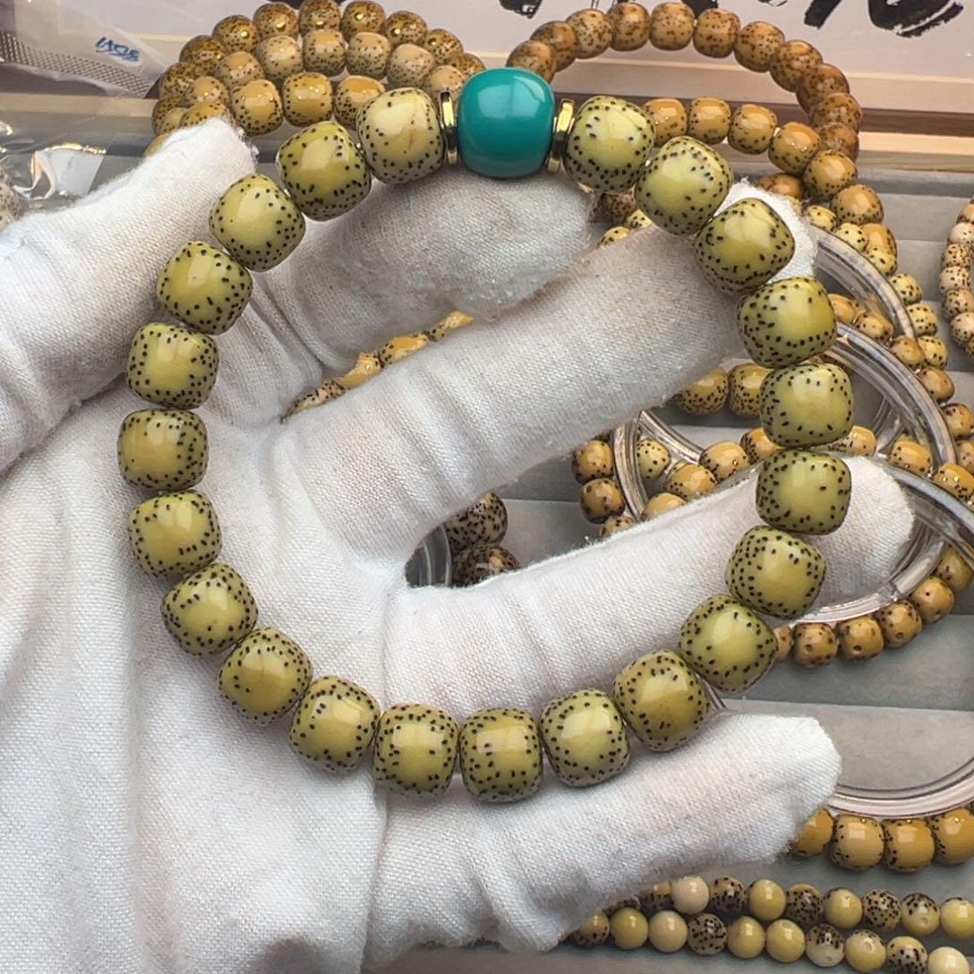 手串星月菩提卡10侧白