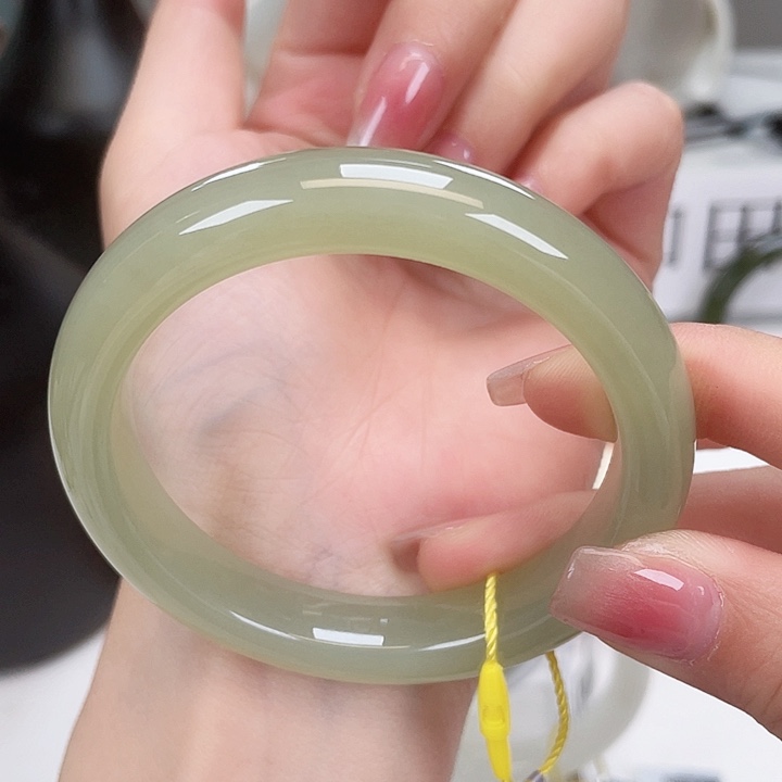 和田玉手镯5657未镶嵌