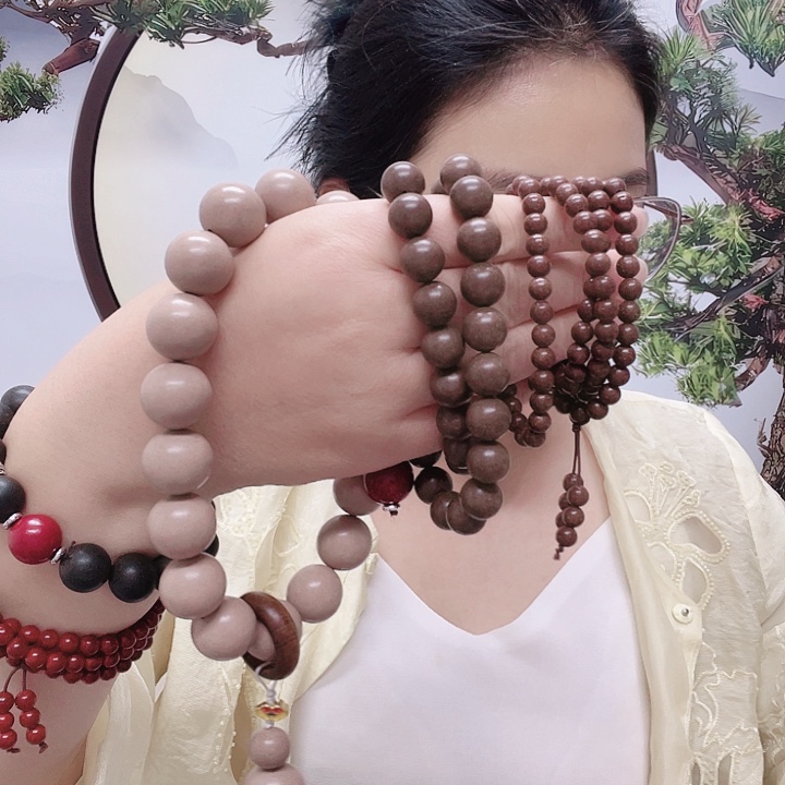 1.2苏合双圈手持➕白龙涎1.8手持➕千伶香0.6的108