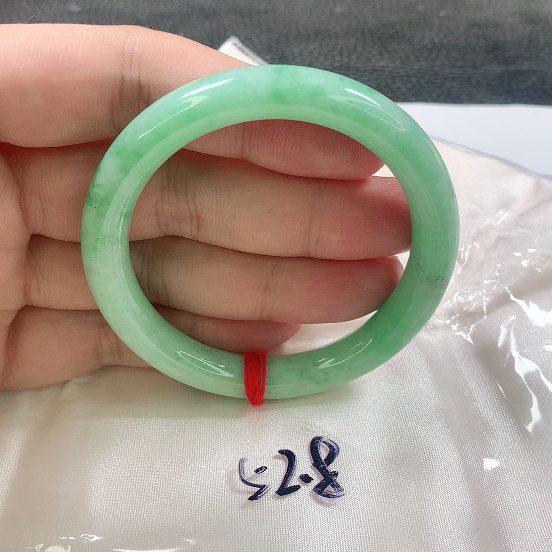 未镶嵌手镯（圆镯）翡翠379号