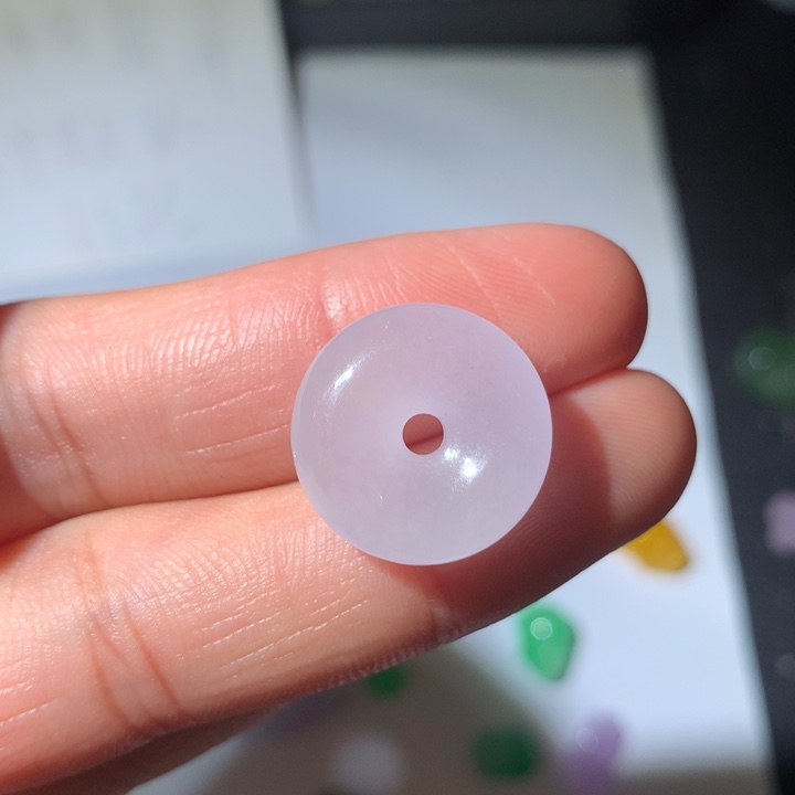 百***事翡翠未镶嵌颈饰挂件