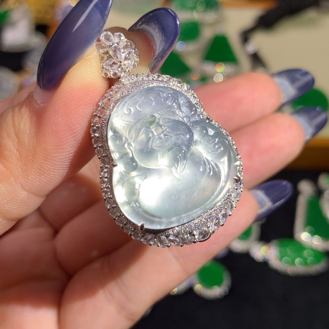 翡翠挂件未镶嵌财神