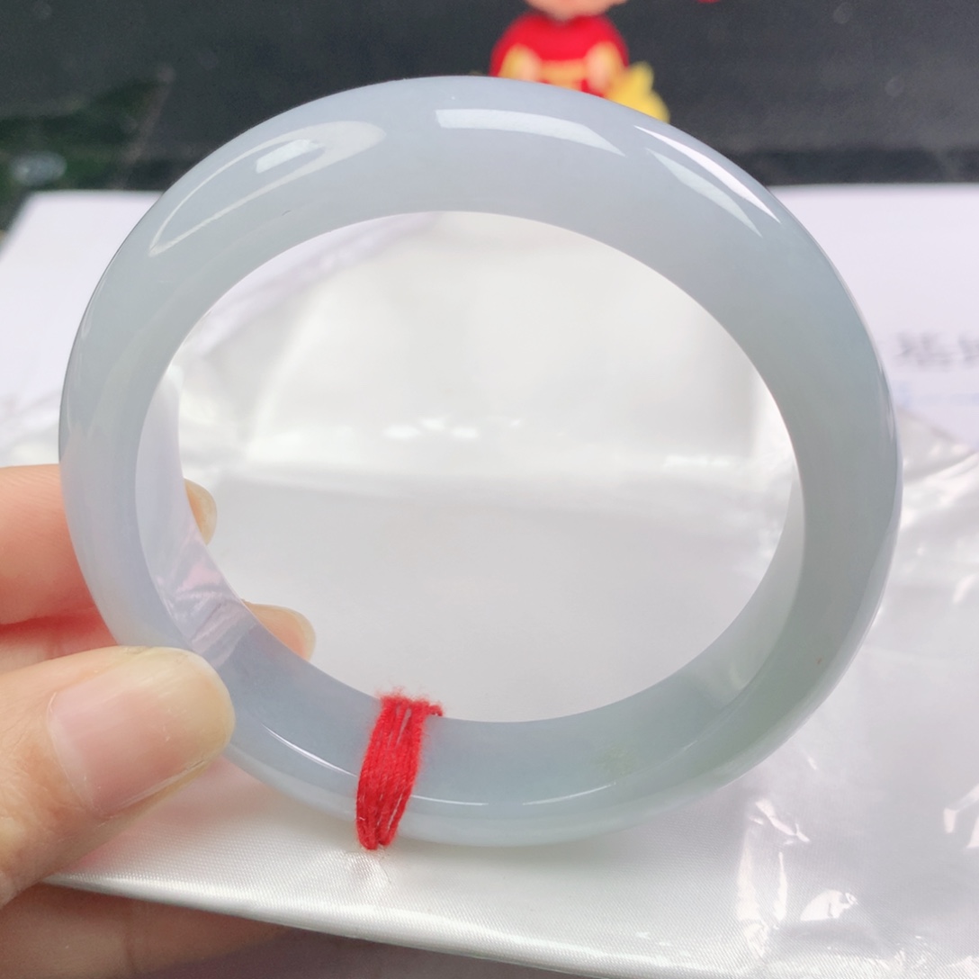 翡翠未镶嵌手镯正