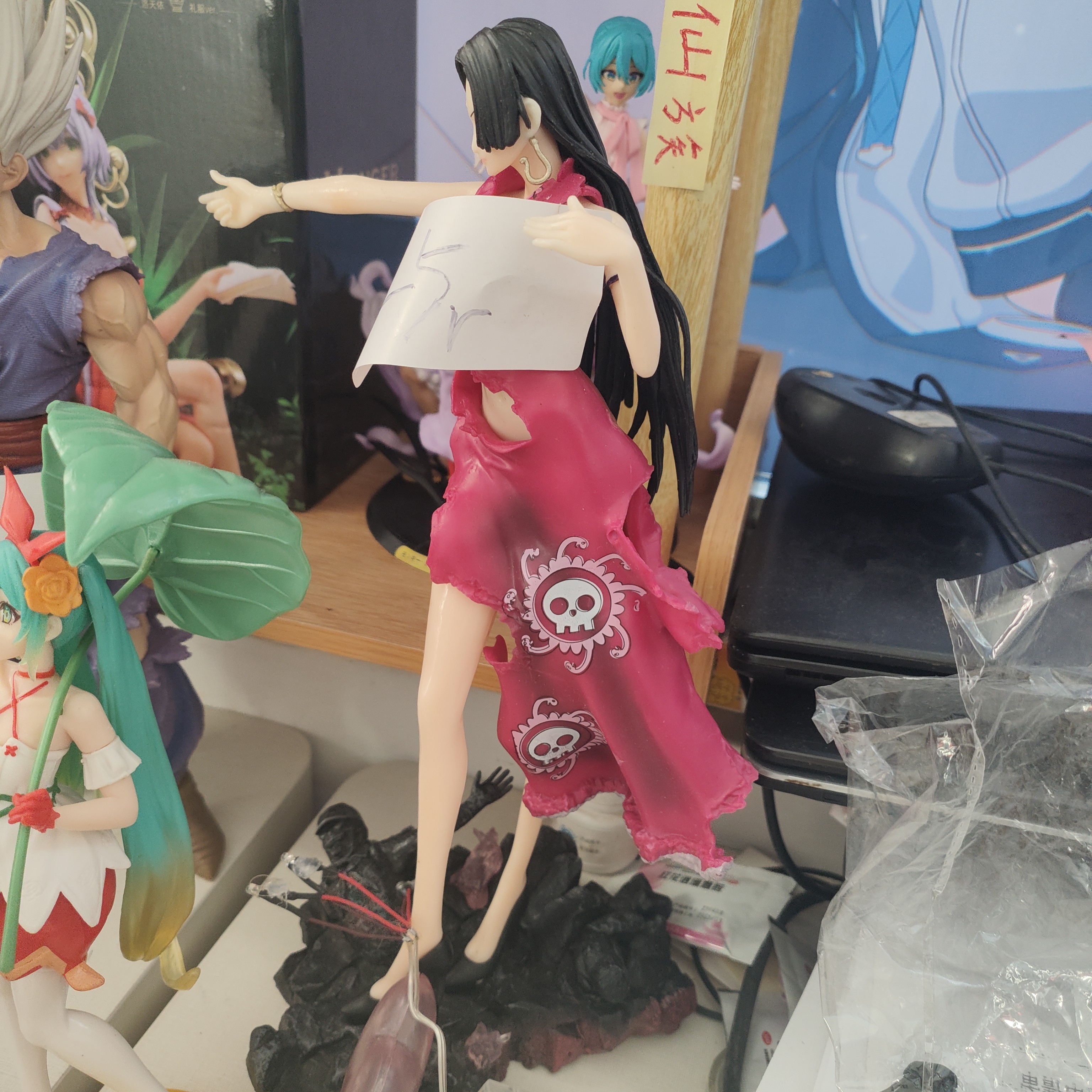 动漫礼物爆衣女帝手办现货