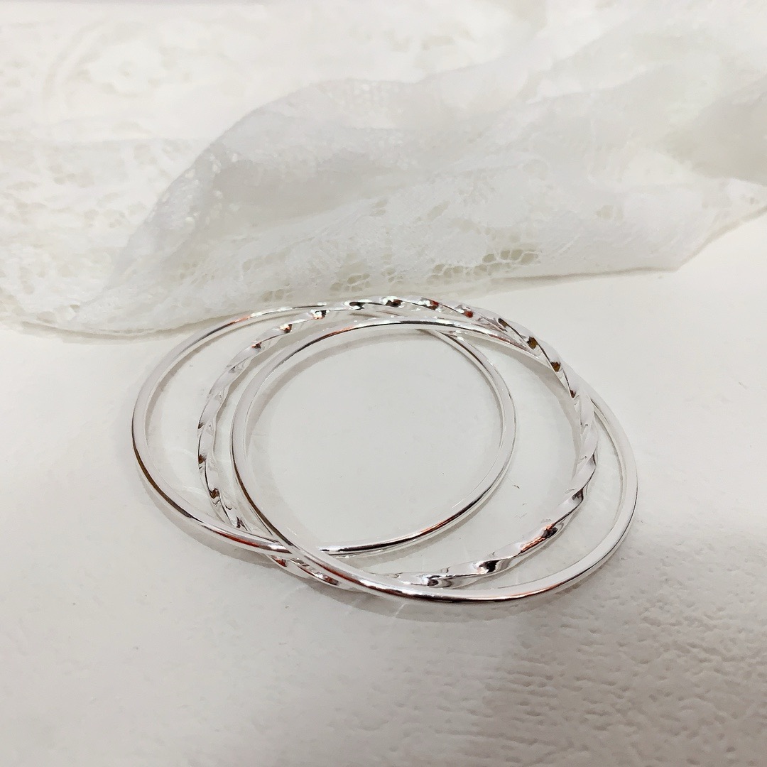 足银手镯  百搭三圈足银999.9手镯环环相扣