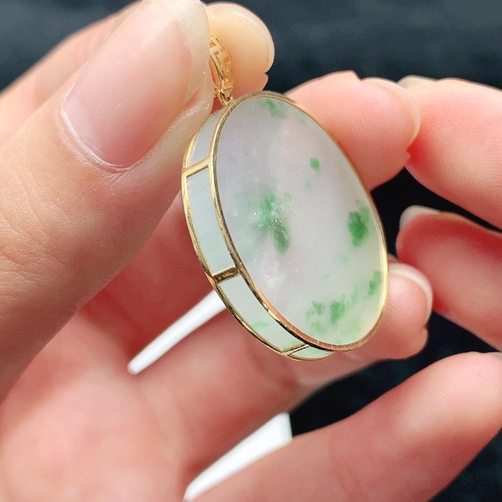 翡翠18K金镶嵌挂件天然翡翠七天鉴赏