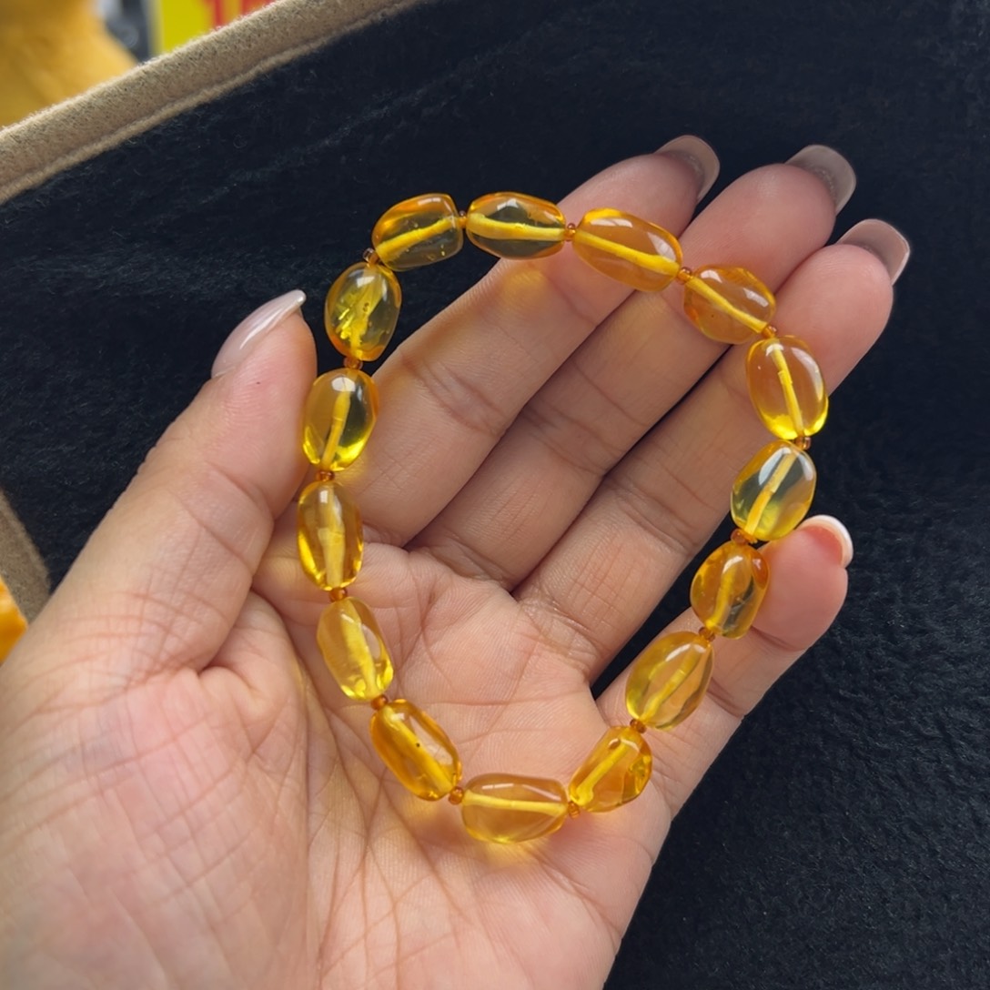 未镶嵌琥珀珠宝奇石