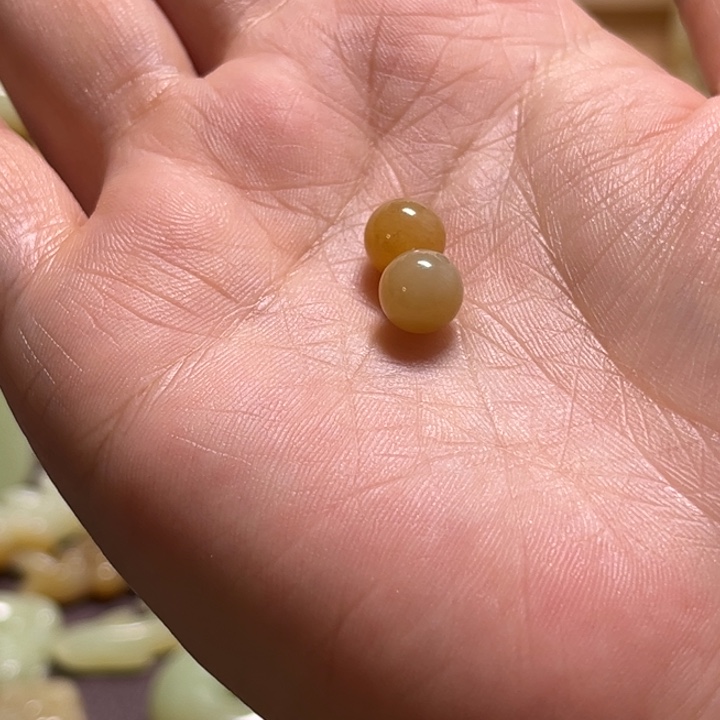 @***8和田玉未镶嵌颈饰