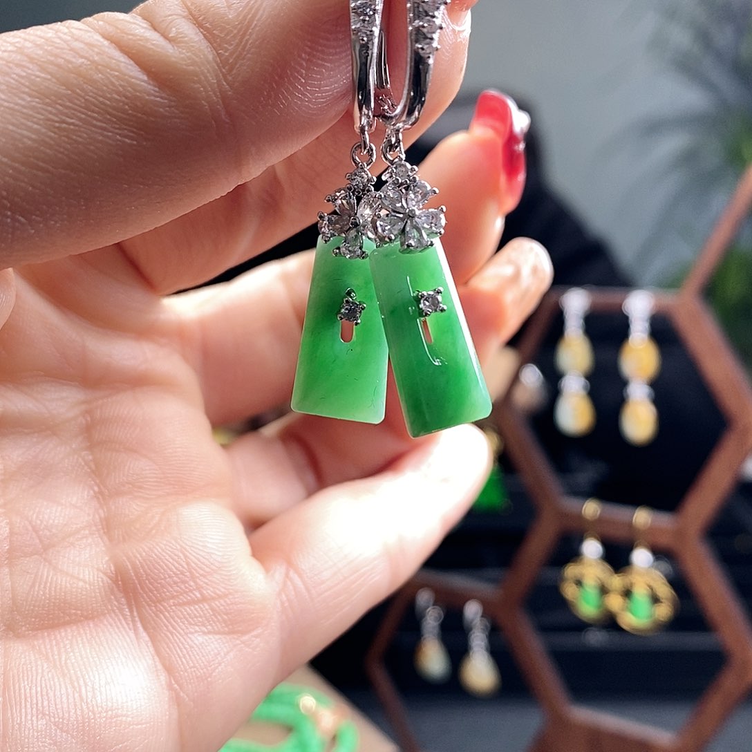 翡翠耳饰银S925镶嵌翡翠