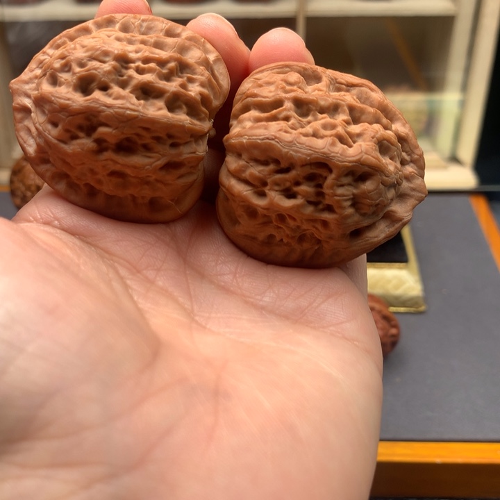 文玩核桃吊坠佛肚