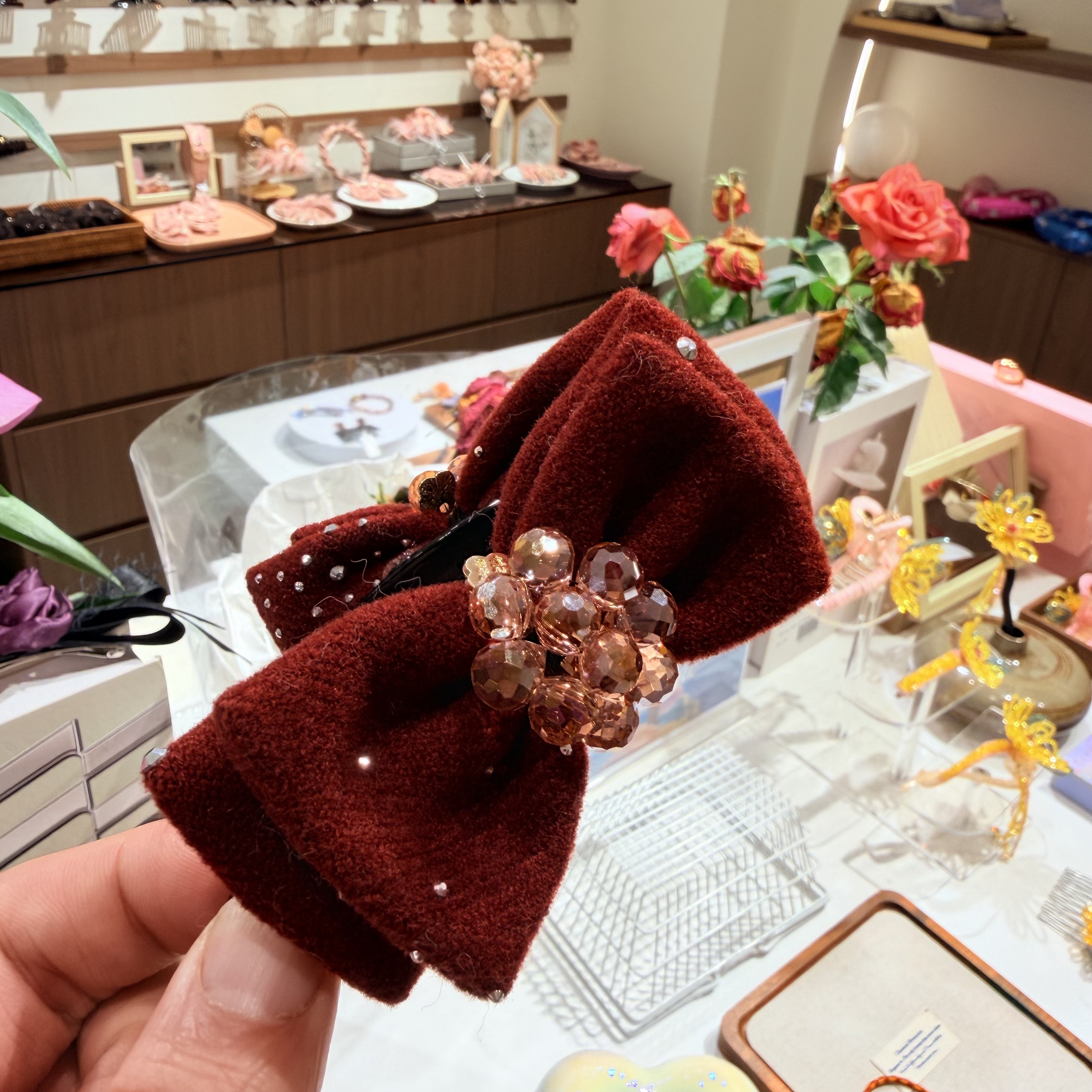 【昭君】精品水晶新款红色点钻丝绒蝴蝶结时尚香蕉夹WM-1323