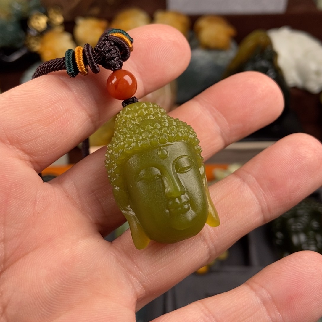 蛇纹石玉挂件未镶嵌유****）