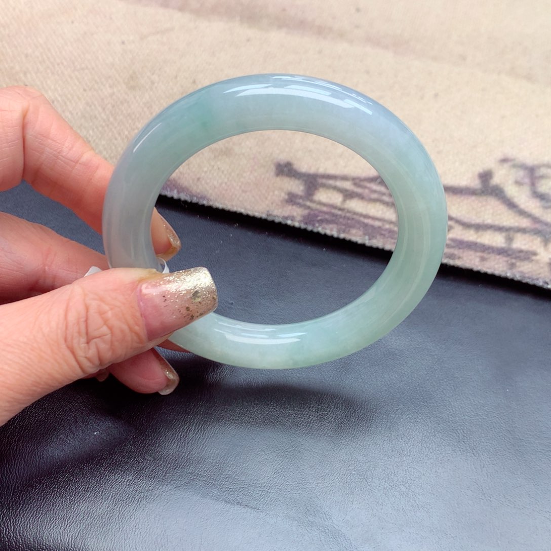 未镶嵌手镯翡翠榕****哥缅甸翡翠手镯