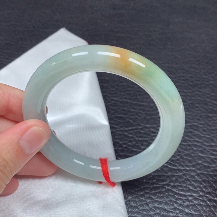 翡翠手镯（圆镯）未镶嵌