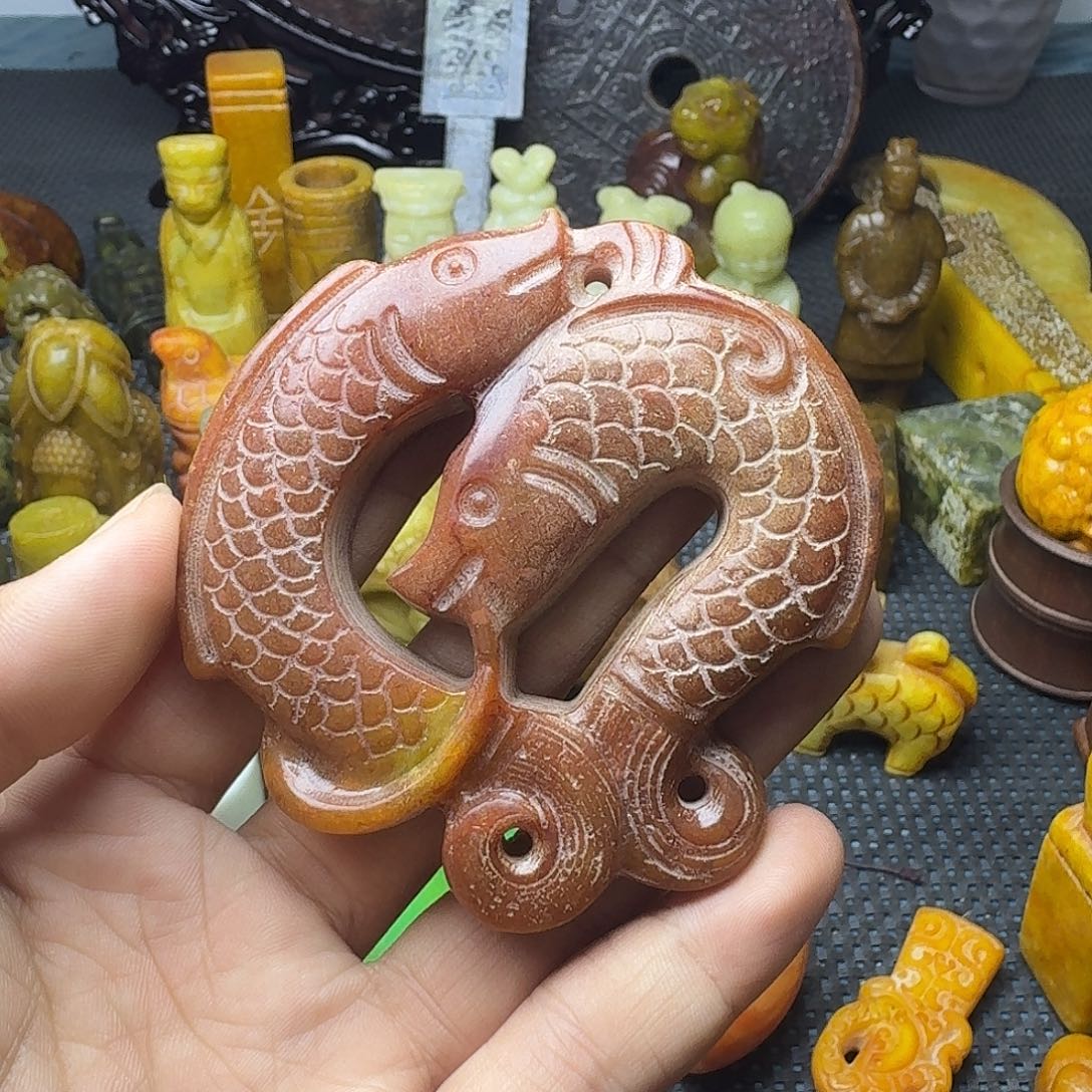 白玉菩提吊坠。。。