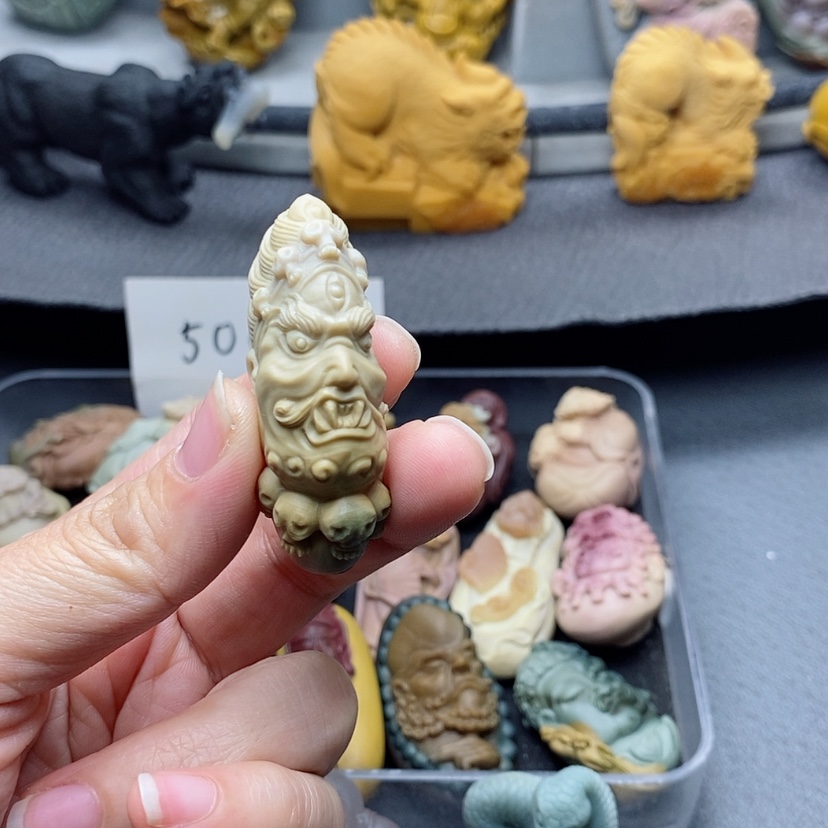 【闪购商品】定制石英质玉吊坠未镶嵌