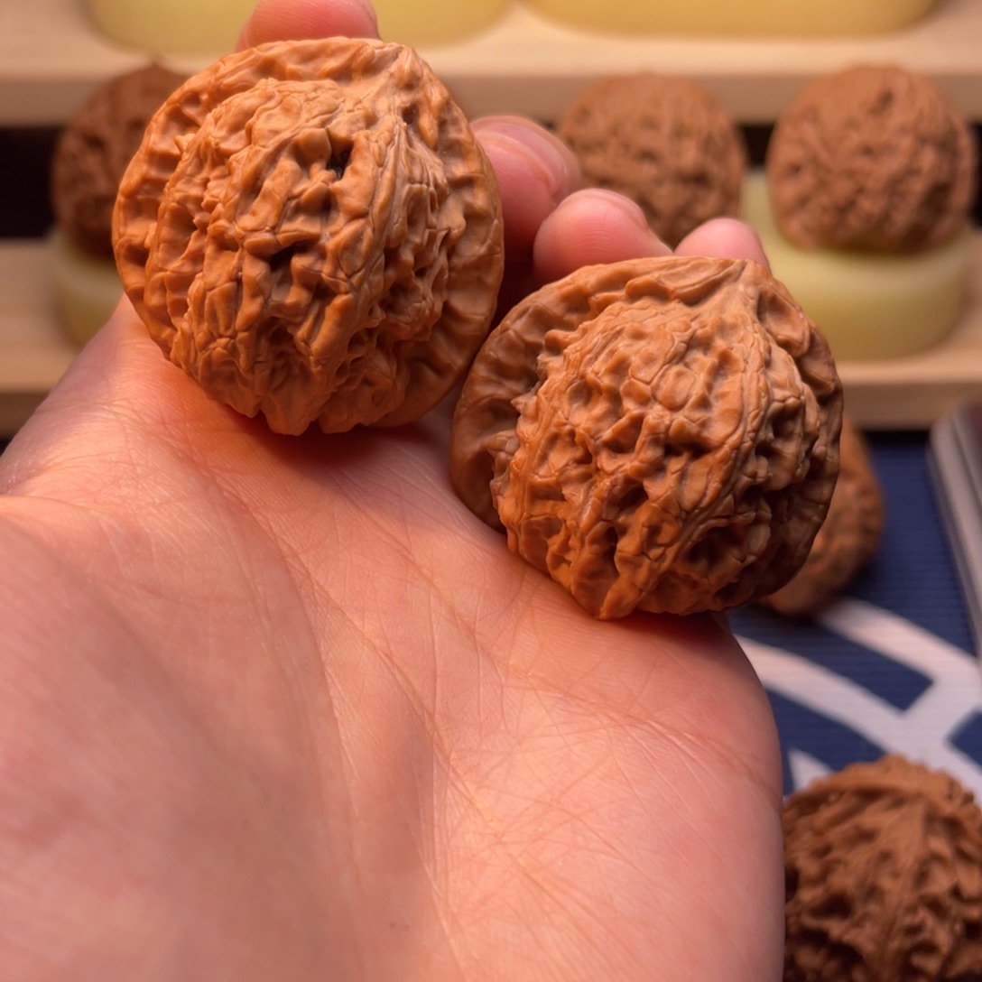 文玩核桃38尺角白