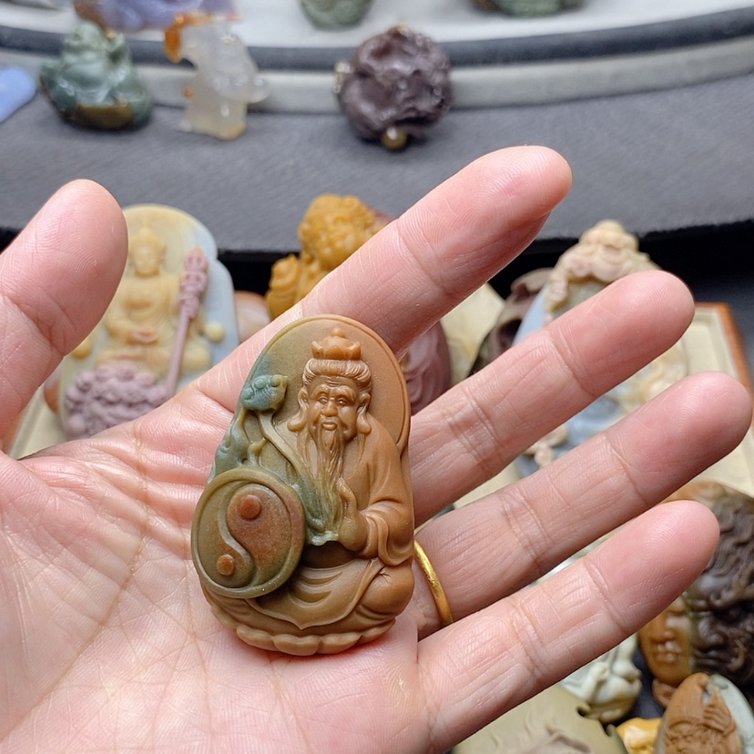 【闪购商品】定制石英质玉吊坠 未镶嵌