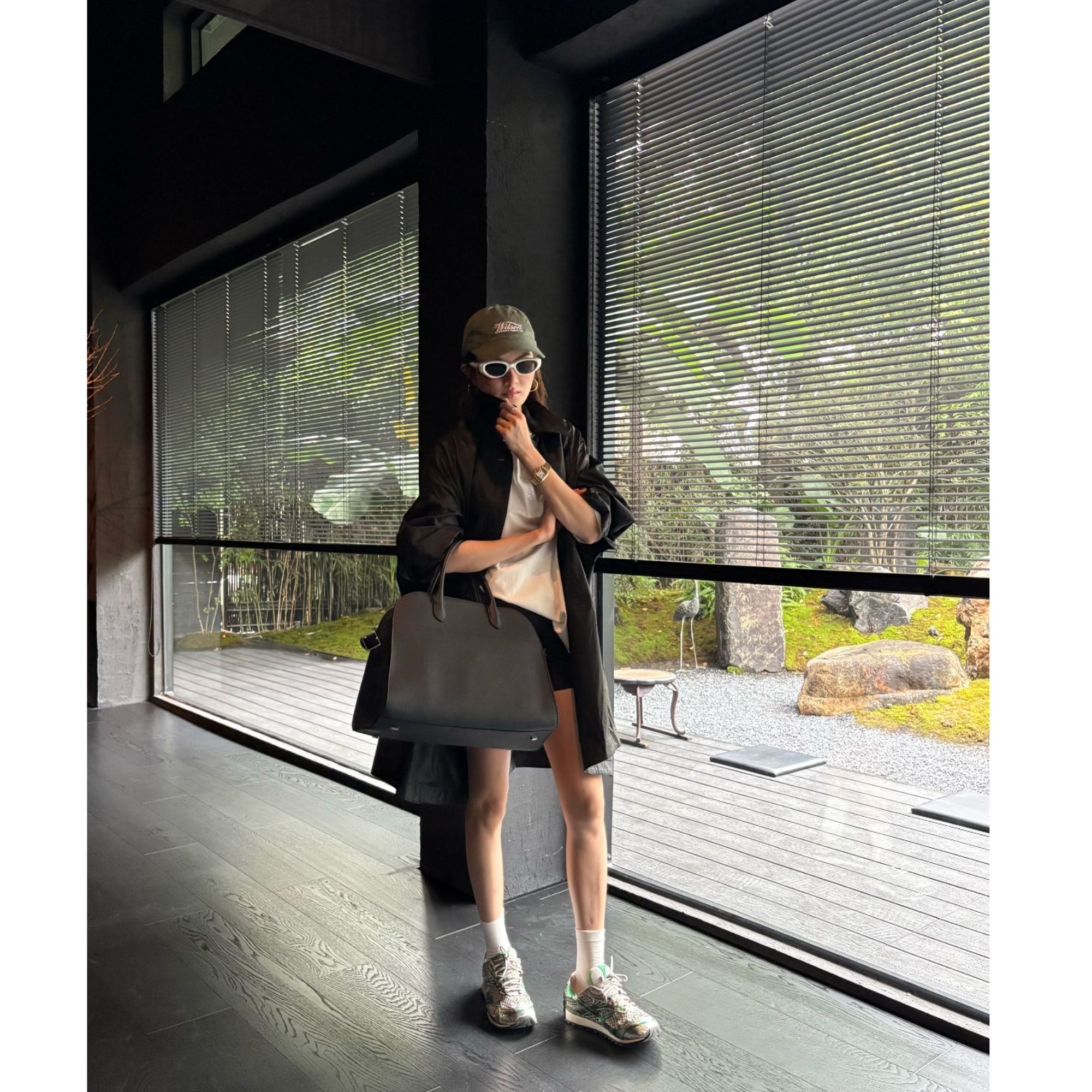 AR专属 |25/fw 极简宽松斗篷廓型中长款风衣H07273WT253