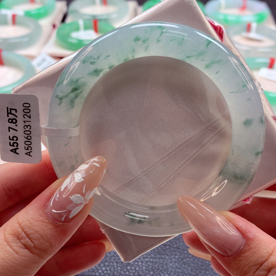 翡翠手镯（圆镯）未镶嵌22（7号）