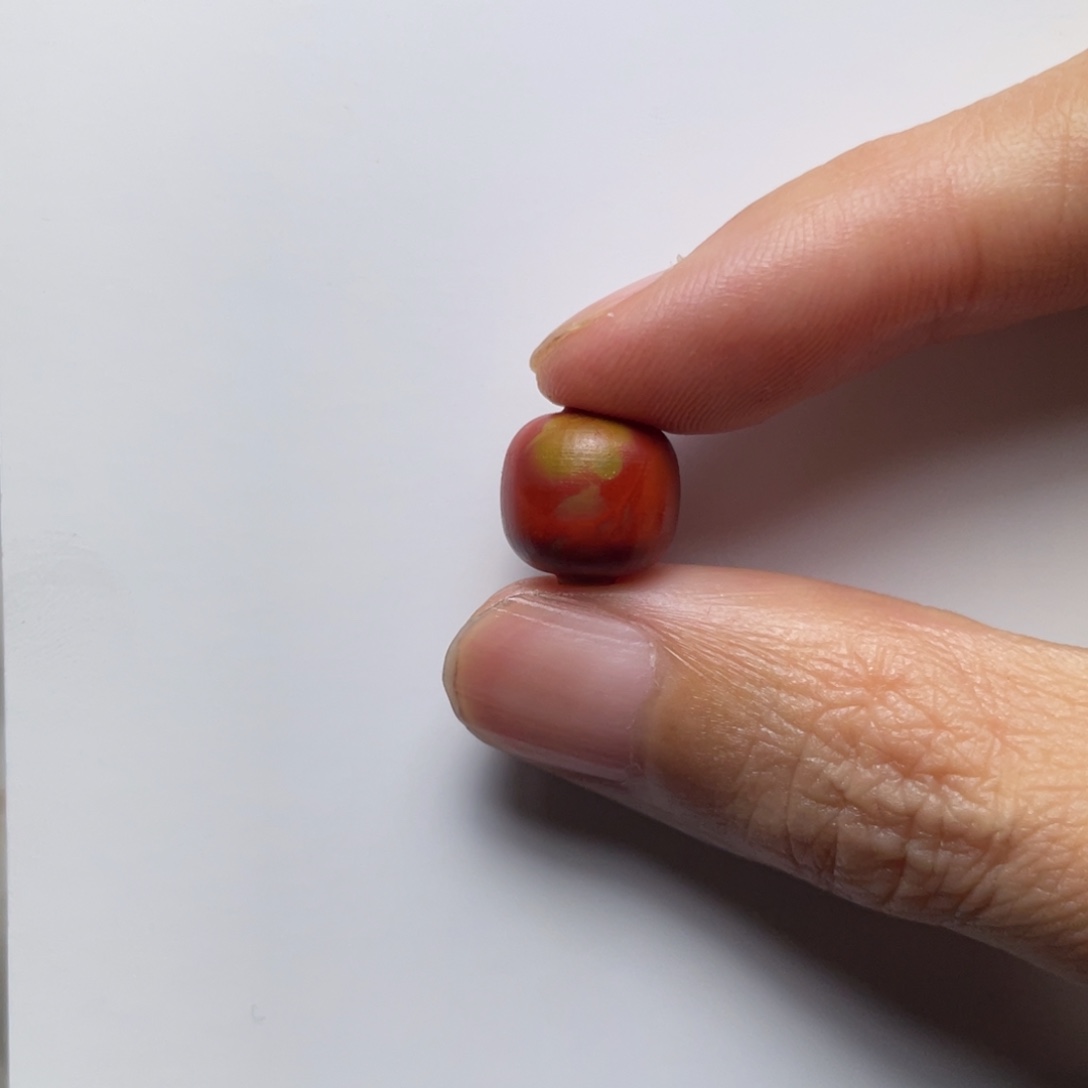 南红玛瑙手链未镶嵌风***漫