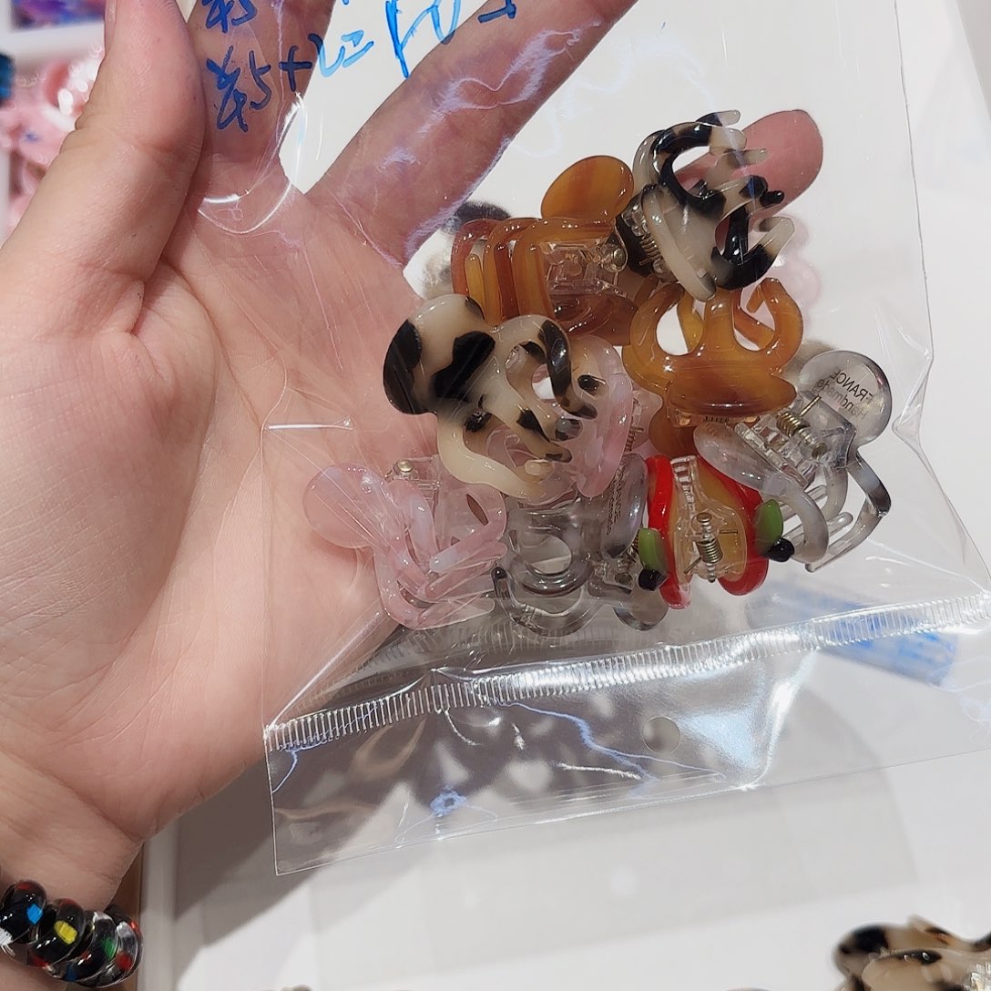 一***糕非金属发饰一组小可爱