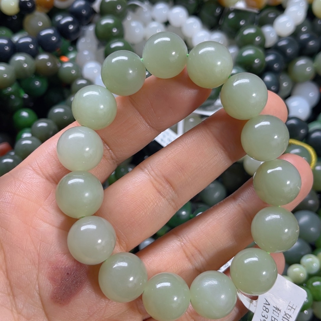 未镶嵌手链和田玉