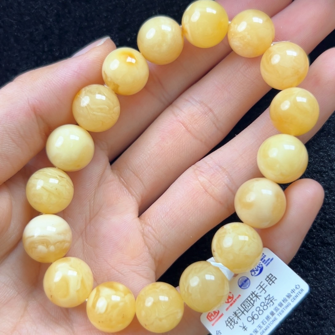未镶嵌琥珀珠宝奇石